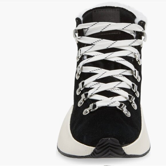 SOREL Out N' About III Conquest Waterproof Boot (Women) Size 6 - Picture 5 of 13